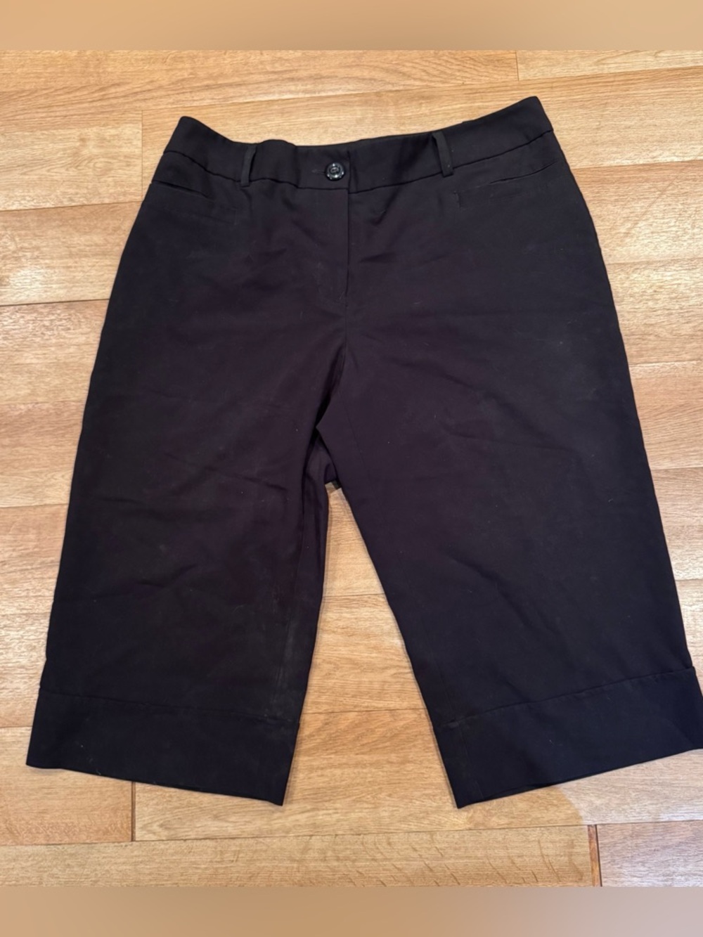 Studio 1940 Black Cropped Capri Pants